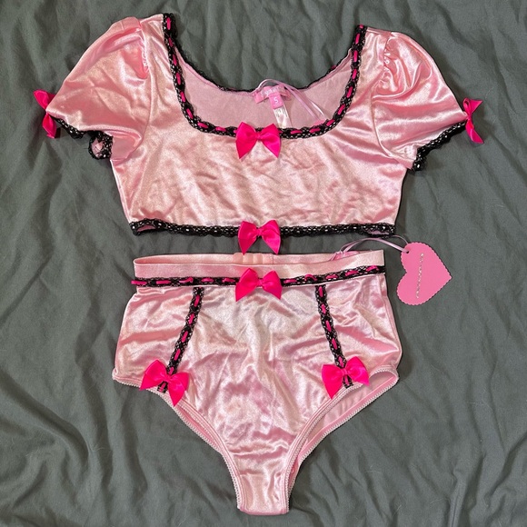 Sugar Thrillz Retro Pink Satin Lingerie Set Small NWT Discontinued Dolls Kill - Picture 4 of 9